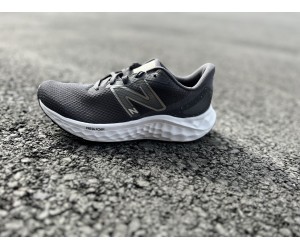 Fresh Foam Arishi V4 dame| New Balance