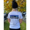 Patagonia dame P-6 Logo Responsibili Tee/White