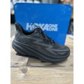 HOKA Clifton 9 dame/black